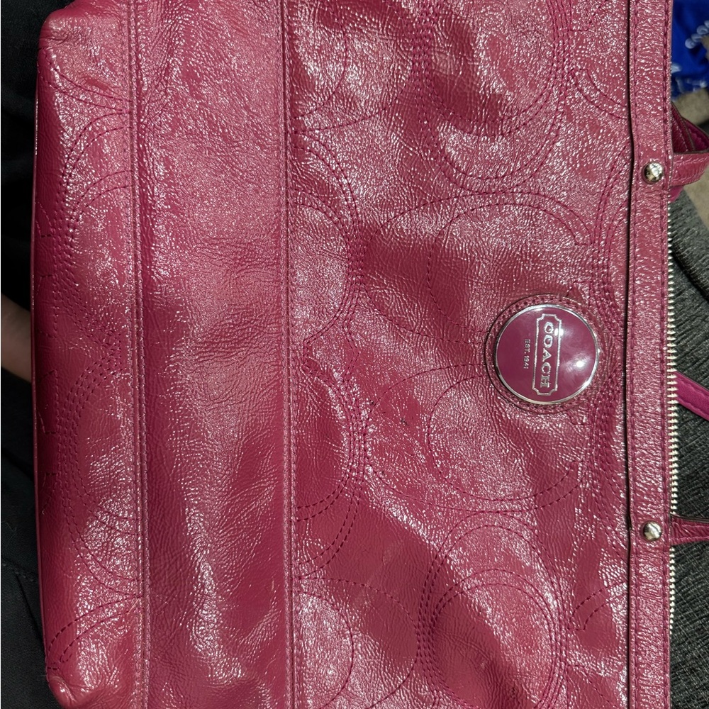 Coach Patent Leather Tote Bag – Deep Berry Pink – Shoulder Bag - Picture 4 of 4